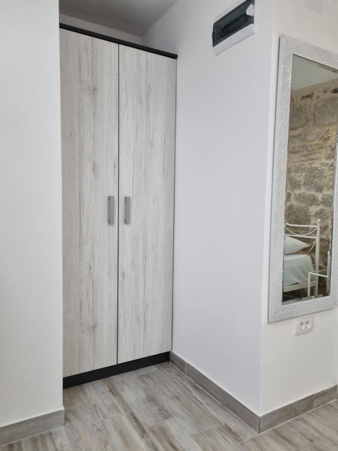 Studio Apartment Rosalie Split Exterior foto