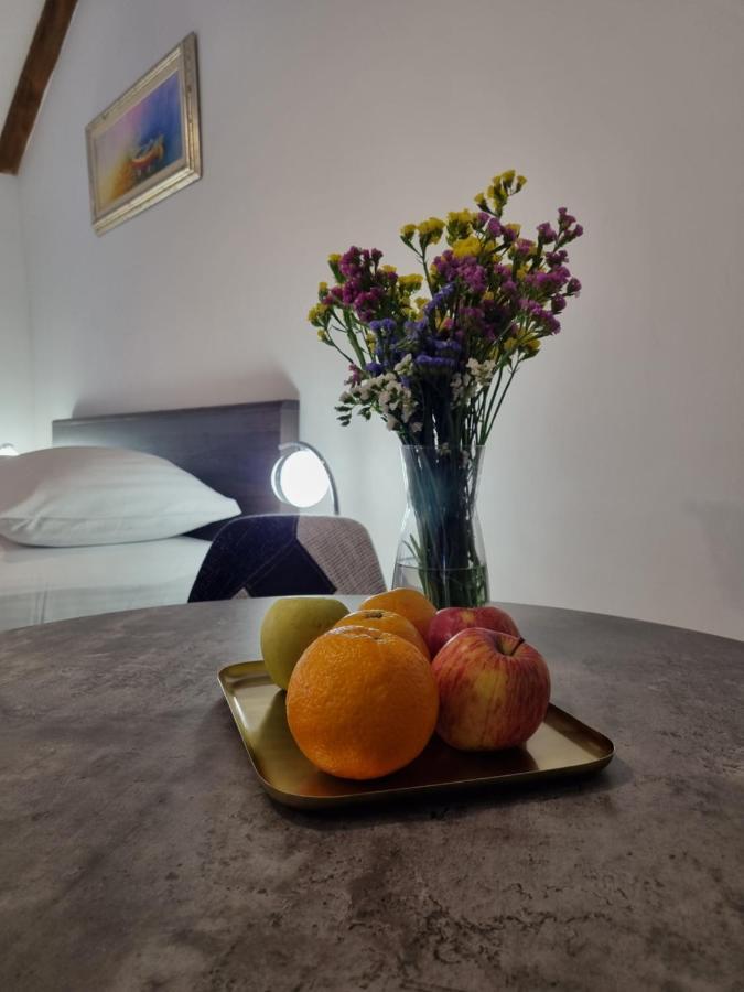 Studio Apartment Rosalie Split Exterior foto
